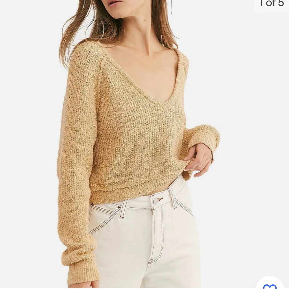 Free People Low V neck knit cropped sweater